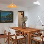 Casa Amarela Da Faja Da Areia By An Island *
