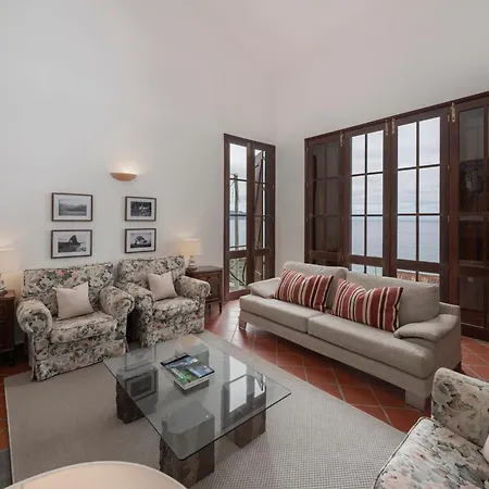 Casa Amarela Da Faja Da Areia By An Island Feriehus São Vicente