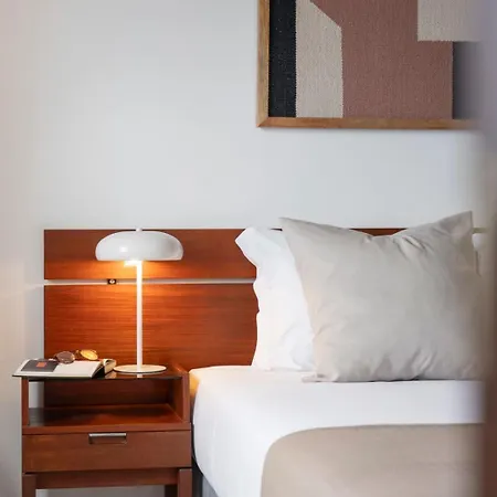 Casa Amarela Da Faja Da Areia By An Island