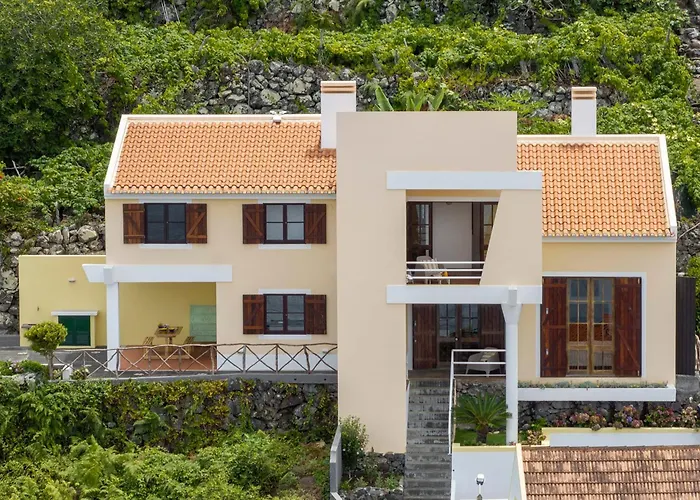 Casa Amarela Da Faja Da Areia By An Island Prázdninový dům *