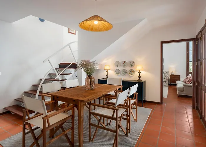 Casa Amarela Da Faja Da Areia By An Island Prázdninový dům São Vicente